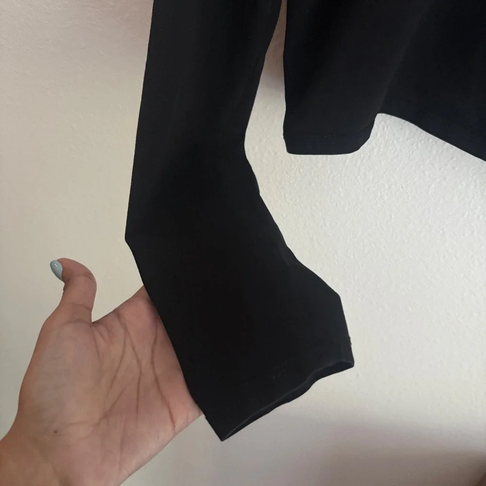 Zara Black Mock Neck Long Sleeve Crop Top Size Medium Slim Fit Minimalist Basic